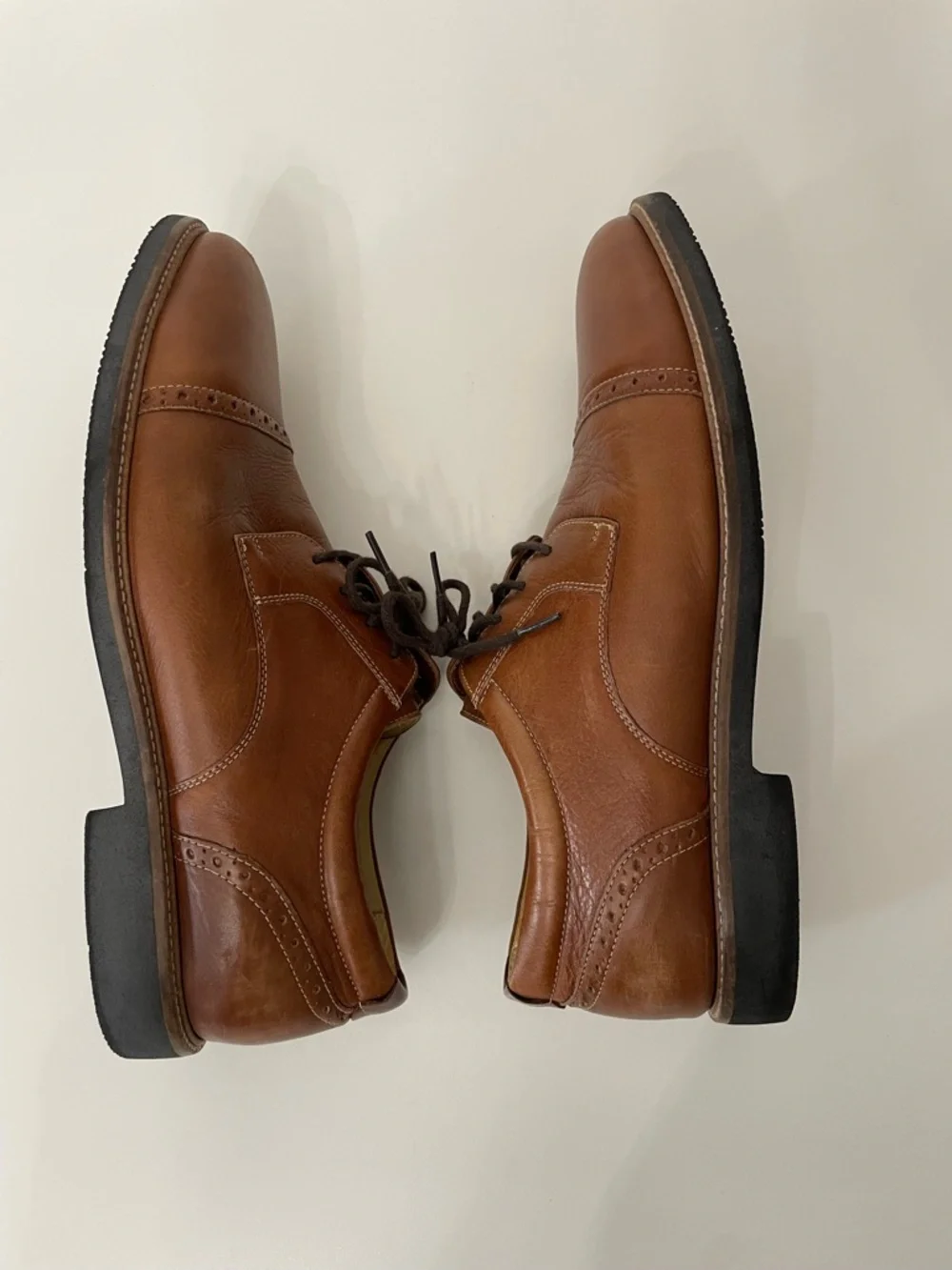 Johnston & Murphy Men's Brown Leather Oxford Cap Toe Dress Shoes, size 11